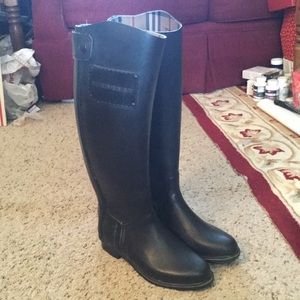 poshmark burberry rain boots